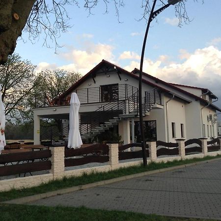 Bed and Breakfast Pod Kotwica Нова-Суль Экстерьер фото